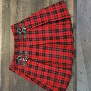 EUC Hot Topic Plaid Pleated Skirt Size Small